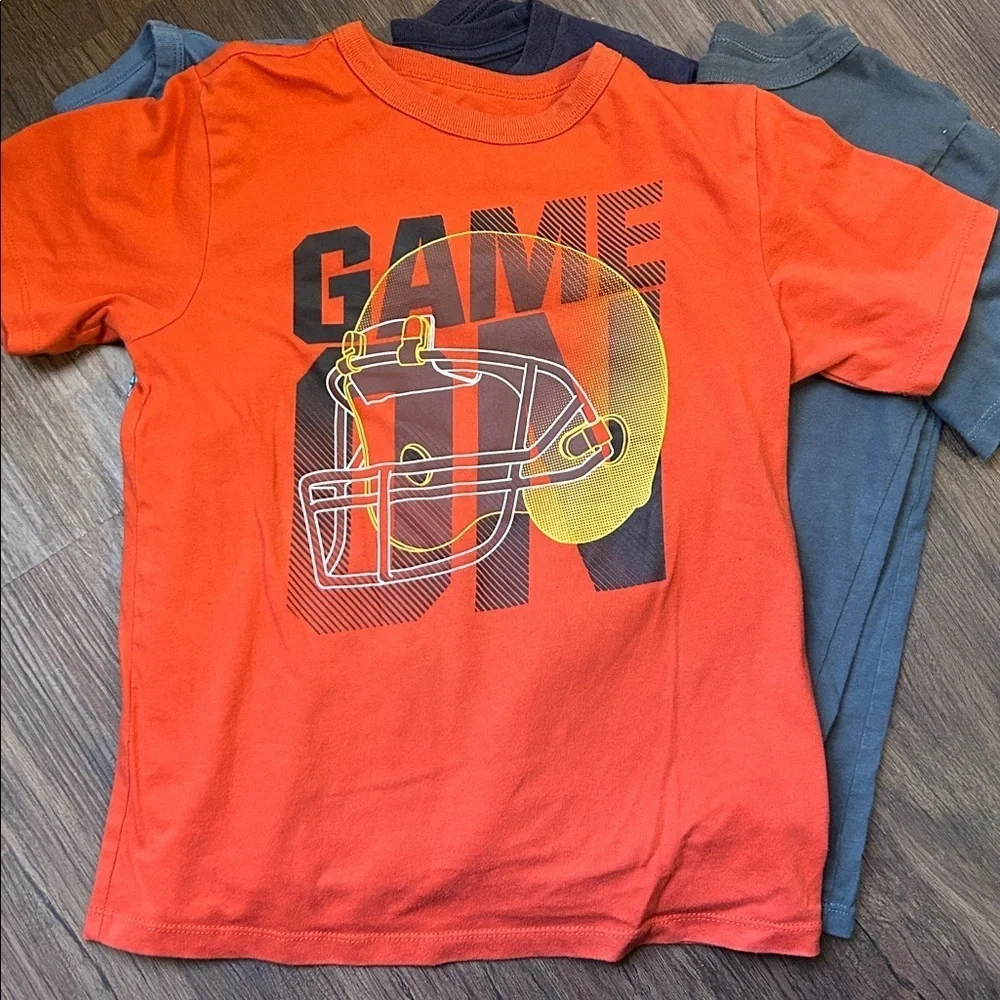 Children's Place football T-shirt bundle, multi colored size 5/6 youth